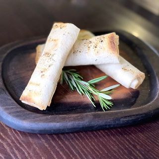 Лаваш з моцарелою (190г)