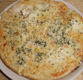 Pizza 4 Quesos (28Cm.)