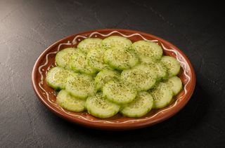 Krastavac sveža salata