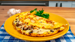 Omelete de Queijo e Cogumelos
