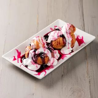 PAPANASI CU DULCEATA DE AFINE SI SMANTANA - LORDINU