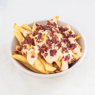 Patatine fritte bacon e cheddar fuso