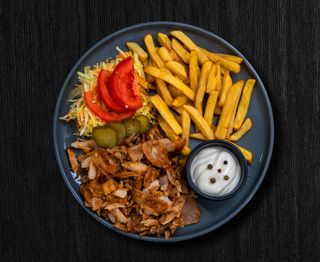 Shaorma de pui la farfurie