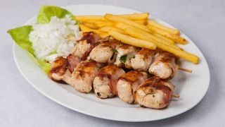 Rolovani pileći ražnjić lanč paket