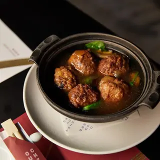 Albóndigas de ternera con setas shitake