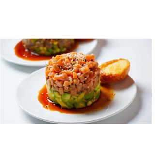 20. Salmone avocado
