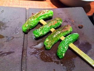 74.kushiyaki pimientos de Padrón con sal (3uds.) 