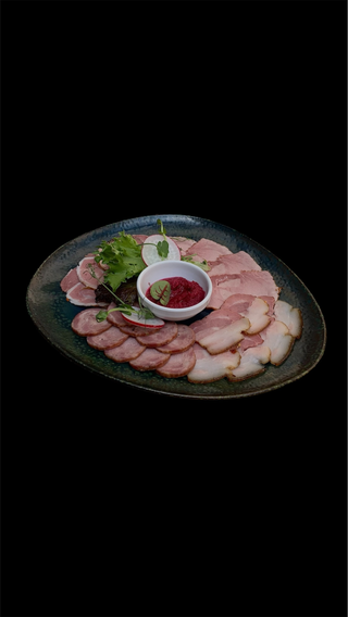 Плато домашніх копчених делікатесів (200/30 г)