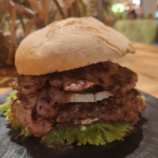 HAMBURGUESA TANOS 