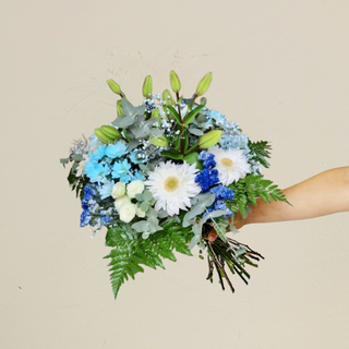 Ramo de Flor Variadas "Blue Moon" 