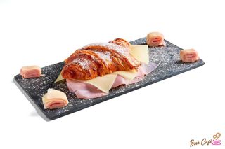 Croissant de Presunto e Queijo