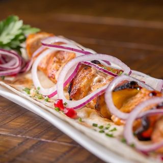 Shashlik, Brocheta de Esturión