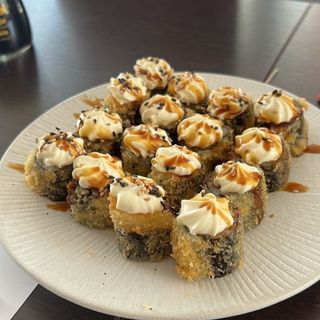 Chizu hot roll (16 pcs)