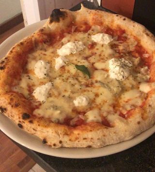 Pizza 4 Formaggi (33 Cm.)