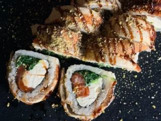 Рол Унагі Сяке (390g)