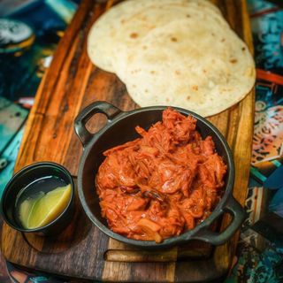 Cochinita pibil 