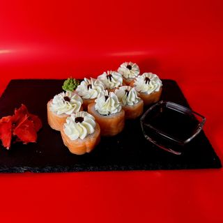 Ролл "Филадельфия люкс"  (8 шт.)