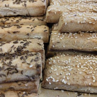 Stanglice, susam-kim