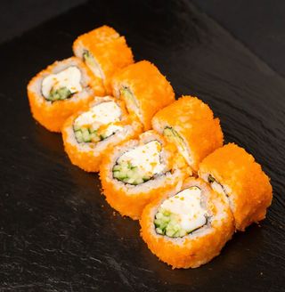 Філадельфія з креветкою в ікрі (8шт/250г)