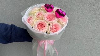 Bukiet 9 różowych róż na Walentynki + serce