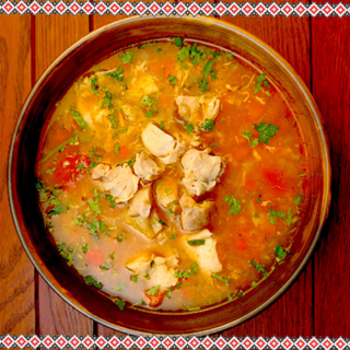 Ciorba acra de cocos cu taitei si zdrente de ou