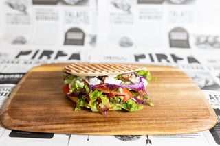 Pileći doner (Pecivo)