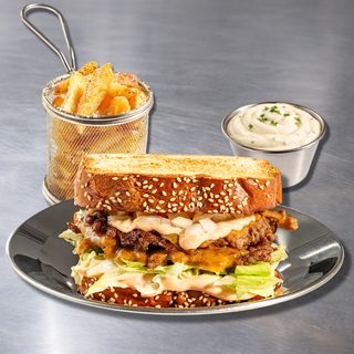 Meniu OG Smash, Cartofi prajiti si Sos inclus