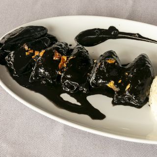 Chipirones de potera en su tinta