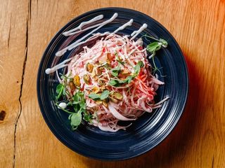 Салат з капусти з фісташками (210g)