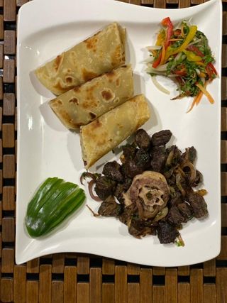 Goat Dry Fry with Chapati White