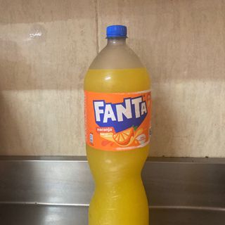 Fanta Naranja Botella 2l.