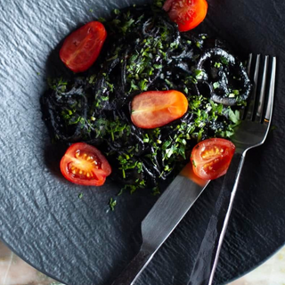 SPAGHETTI AL NERO DI SEPPIA