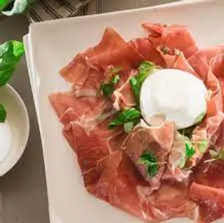 Mozzarella di bufala e crudo