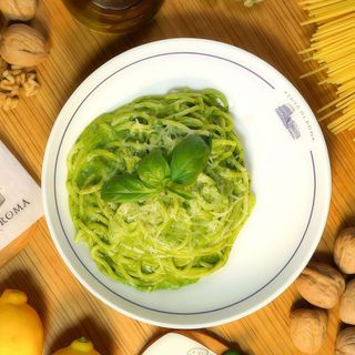 SPAGHETTI PESTO ALLA GENOVESE