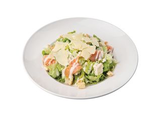 Салата Цезар със сьомга