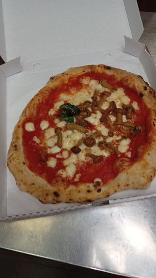 Margherita con chiodini