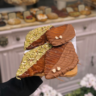 Flat Croissant Pistacho