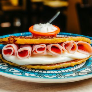 Cachapa De Queso Venezolano Y Jamón