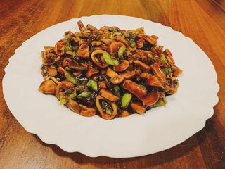 C5 - Lignje sa povrćem