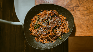 Stir-fry noodles with beef