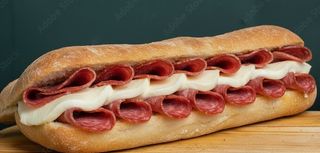 Panuozzo Mozzarella e salame dolce