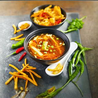 18. Лютиво-кисела супа (300г)