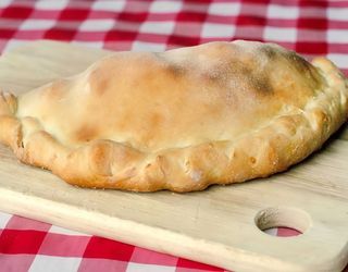 Panzerotto al forno alla cipolla
