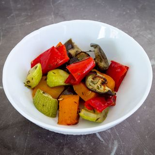 Pečena mješavina povrća 100 gr