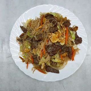 Fideos Frito Con Ternera
