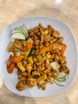 62. Pollo con Almendras