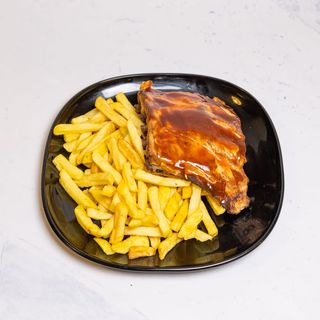 BBQ rebarca s pekarskim krumpirom