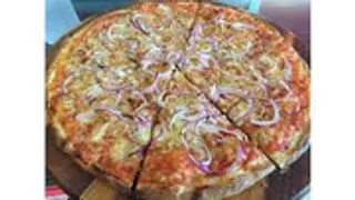 Pizza tonno e cipolla