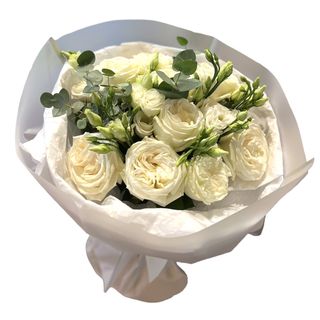 Buchet de flori albe mixte