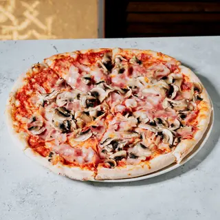 Prosciutto e Funghi